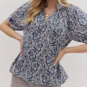 Women's Blue Floral Puff Sleeve Top Entro Size Medium